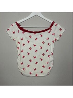 Women's DISCREET Short Sleeve Tee, Size M, White and Red Bow Print - [KC261]